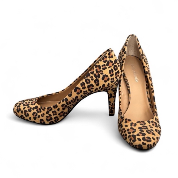 Kelly & Katie Shoes - Kelly & Katie Leopard Print Pumps – Size 10
